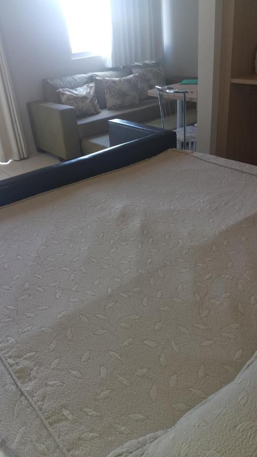 Golden Dolphin Express 5Pessoas Mais 1 Crianca Ate 5 Anos Com Toalhas E Roupas De Cama,Lencois, Travesseiros E Fronhas E 3 Parques Aquaticos Termais Limpeza Impostos E Taxas Ja Incluso Caldas Novas Kamer foto