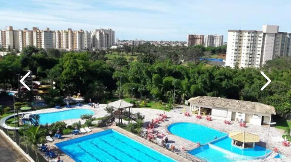 Golden Dolphin Express 5Pessoas Mais 1 Crianca Ate 5 Anos Com Toalhas E Roupas De Cama,Lencois, Travesseiros E Fronhas E 3 Parques Aquaticos Termais Limpeza Impostos E Taxas Ja Incluso Caldas Novas Buitenkant foto